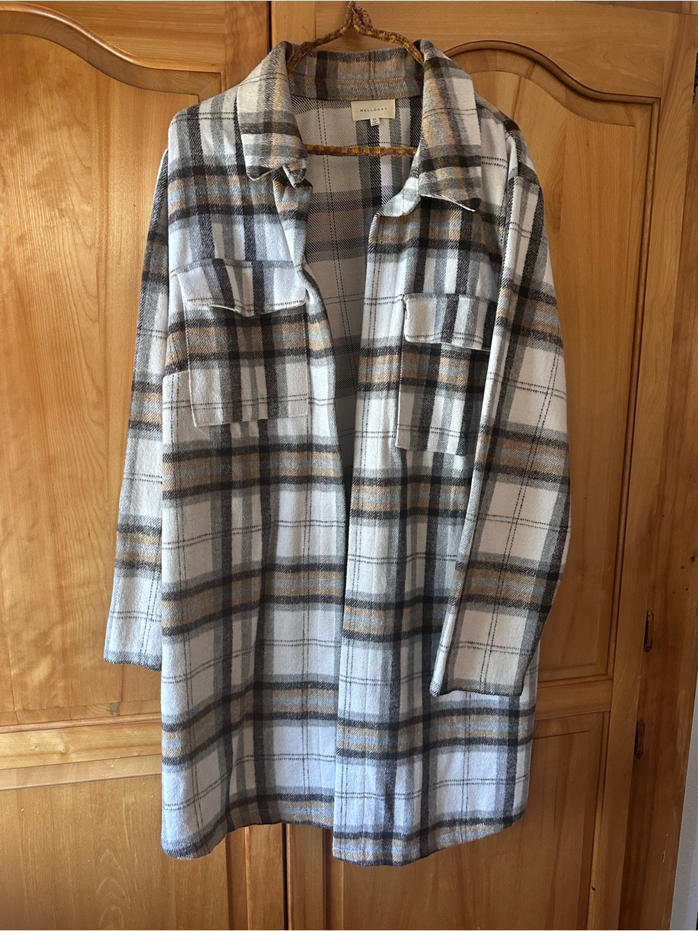 MELLODAY Plaid Button-Down Shacket in White, Brown and Gray
